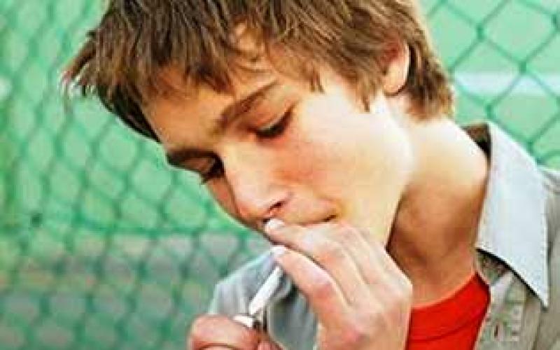 Проблема вредных привычек у детей и подростков Какие бывают вредные привычки у подростков