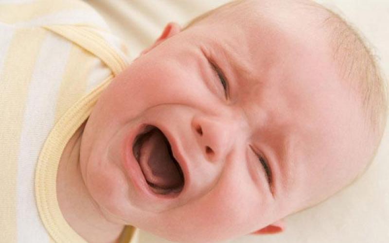 Причины беспокойного сна у новорожденного